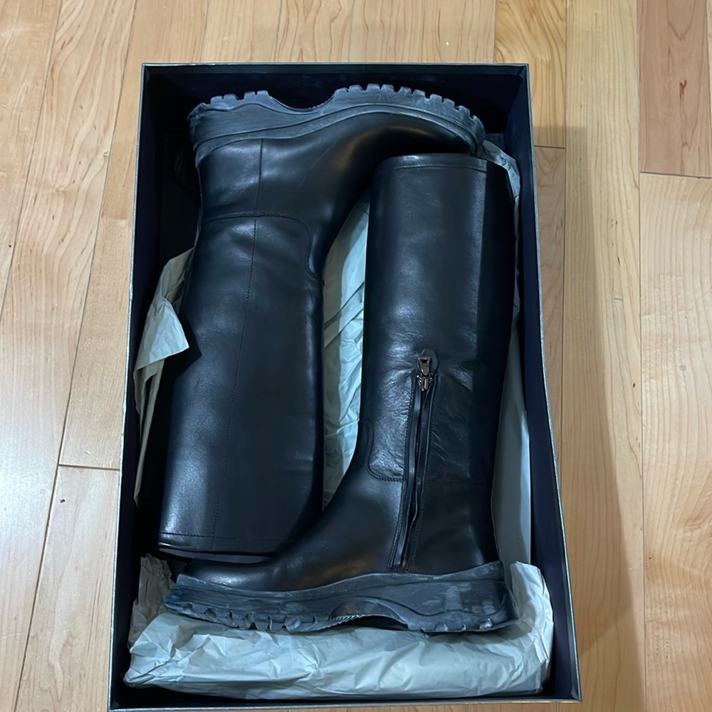 Prada Boots in a very good condition